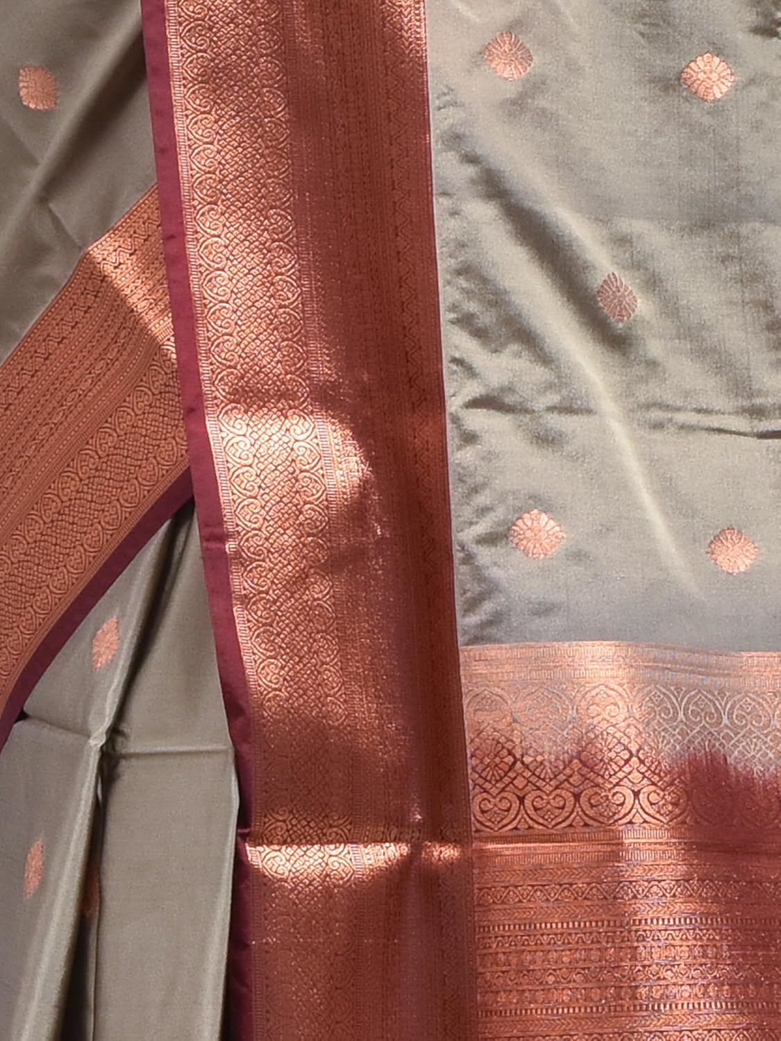 Stotra Grey Floral Butta Design Pure Kanjeevaram Silk Saree with Maroon Border