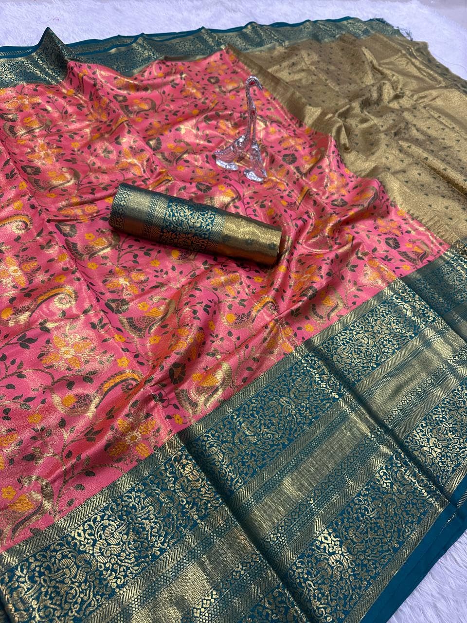 Veglari Women's Kanchipattu Hand Wowen Pure Jari Wewing Original Kanjivaram Jacqurad Rajwadi Himbavat Original Pink Colour Print Kalmkari Sarees With Blouses Piecs For Wedding