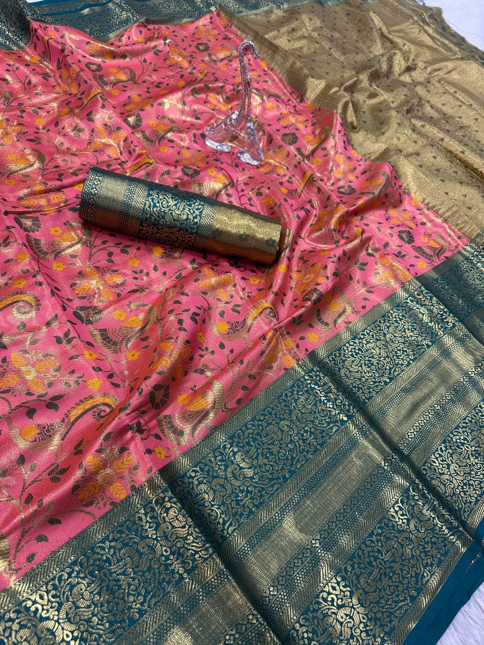 Veglari Women's Kanchipattu Hand Wowen Pure Jari Wewing Original Kanjivaram Jacqurad Rajwadi Himbavat Original Pink Colour Print Kalmkari Sarees With Blouses Piecs For Wedding