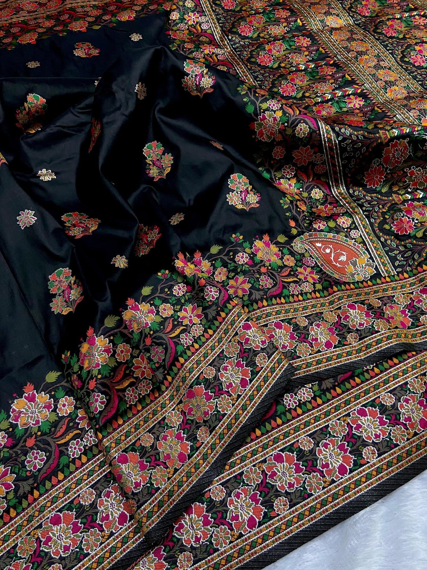 Veglari Women's Kanchipattu Phasmina Silk Hand Work Pure Jari Wewing Original Kanjivaram Jacqurad Rajwadi Print Kalmkari Sarees With Blouses Piecs And Zalar